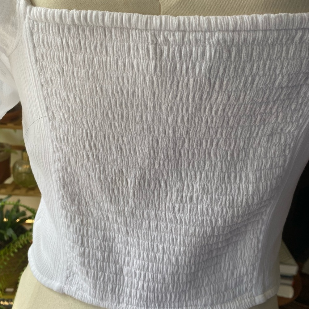 Puff sleeves crop top feminine vibe size M slim fit - Picture 6 of 9